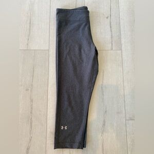 UA Crop Legging